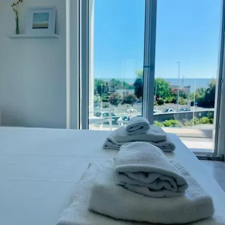 Marina House Rome Airport - Sea View Apartment Fiumicino